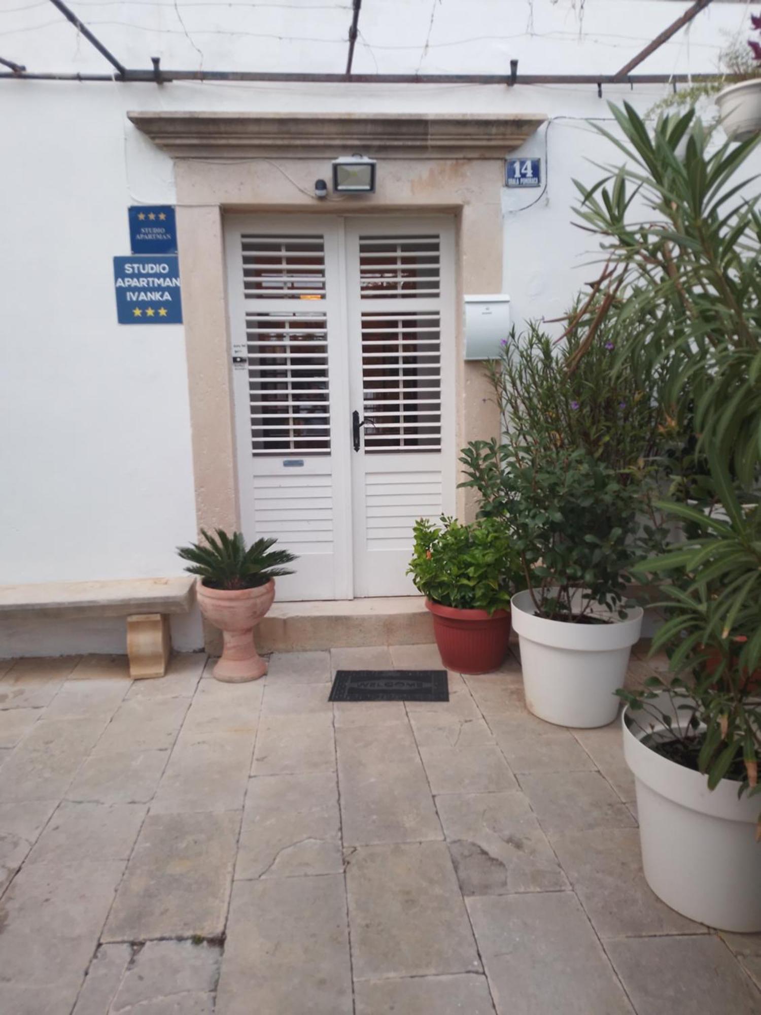 Studio Apartman Ivanka Orebic Exterior photo