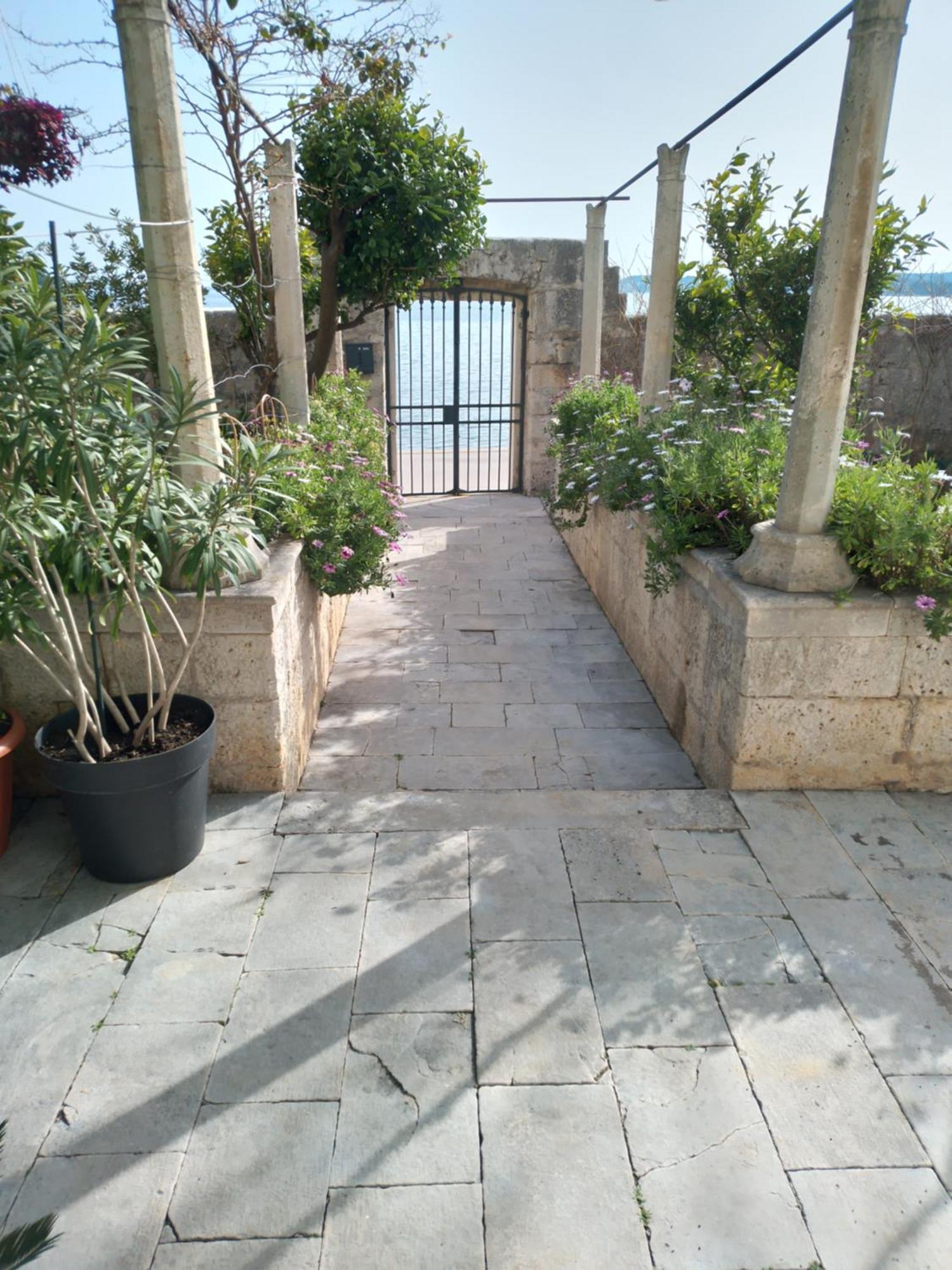 Studio Apartman Ivanka Orebic Exterior photo